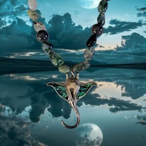 Moss Agate Gemstones With Metal Stingray Pendant Necklace